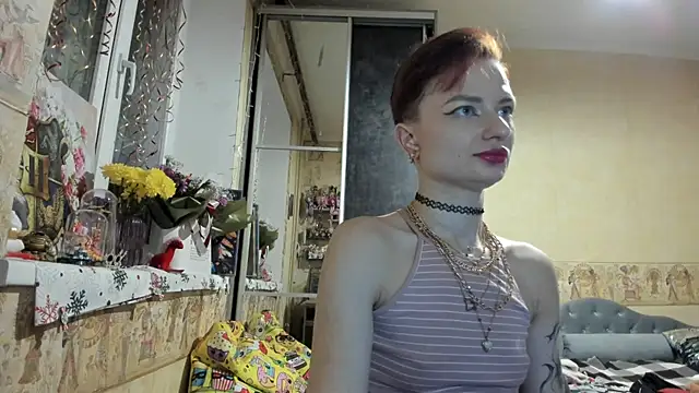 Snapshot of WatsonMi chatting on February 23, 4:59 pm WatsonMi online show from February 23, 4:59 pm