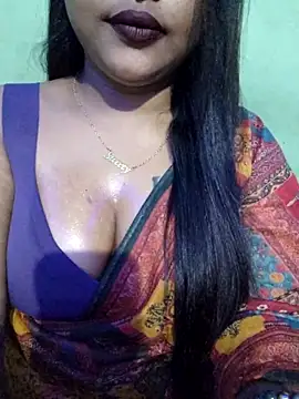 Snapshot of JIYA-04 chatting on October 27, 2:21 pm JIYA-04 online show from October 27, 2:21 pm