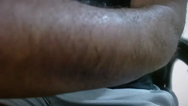 Snapshot of pranastro00 chatting on May 5, 9:17 am pranastro00 online show from May 5, 9:17 am