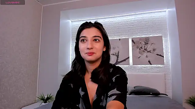 Snapshot of Elfy_Rare_ chatting on October 4, 2:48 pm Elfy Rare online show from October 4, 2:48 pm