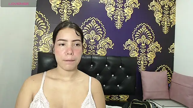 Snapshot of BigBoobs_Goddess chatting on October 17, 11:24 am BigBoobs Goddess online show from October 17, 11:24 am