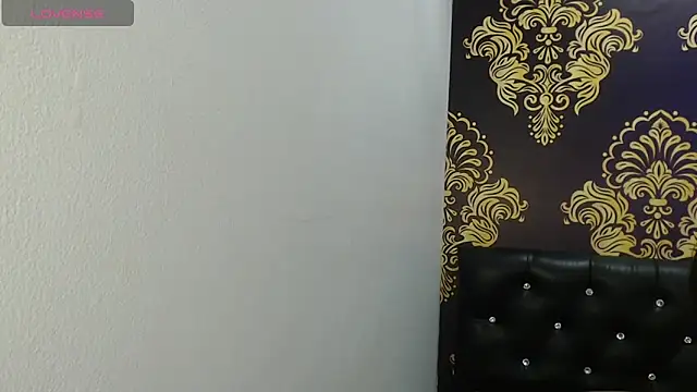Snapshot of BigBoobs_Goddess chatting on June 10, 11:42 am BigBoobs Goddess online show from June 10, 11:42 am
