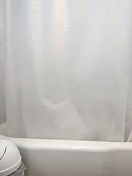 Snapshot of Juan-enrique chatting on January 19, 3:49 pm Juan-enrique online show from January 19, 3:49 pm