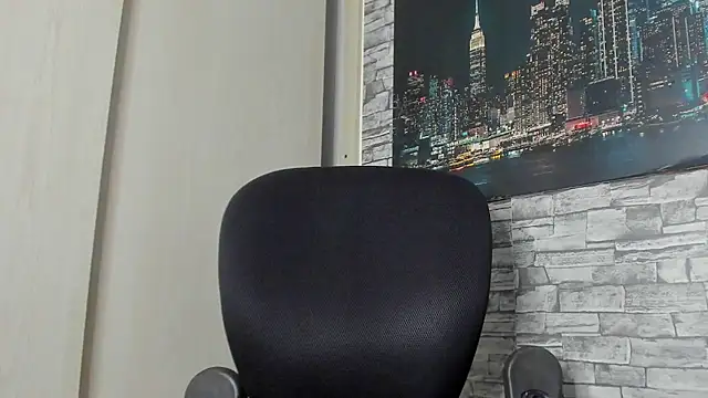 Snapshot of Themasterhades_777 chatting on October 27, 11:41 pm Themasterhades 777 online show from October 27, 11:41 pm