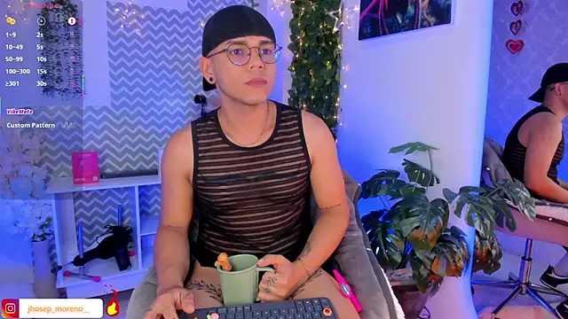 jhosepMoreno online show from May 2, 11:59 am