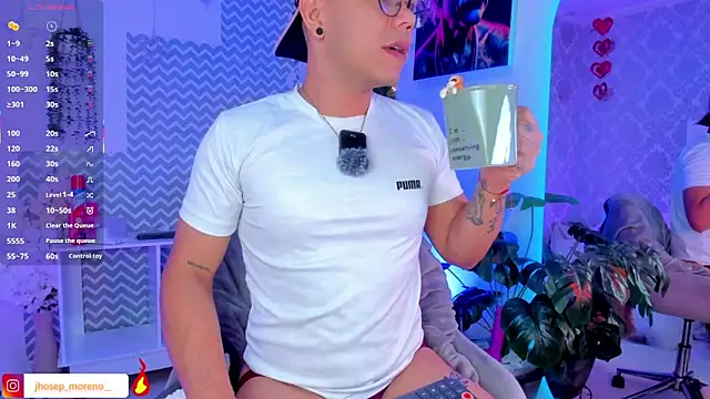 jhosepMoreno online show from May 6, 11:15 am