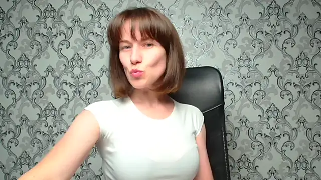 Kelly Kisss online show from September 13, 11:10 am