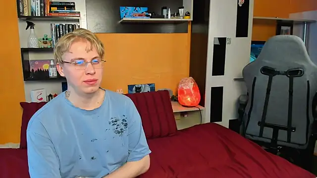 SammySccott online show from April 18, 10:41 am