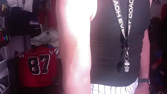 Snapshot of DILFJockDad87 chatting on February 18, 12:17 am DILFJockDad87 online show from February 18, 12:17 am