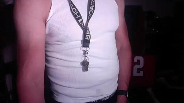 Snapshot of DILFJockDad87 chatting on February 28, 1:23 pm DILFJockDad87 online show from February 28, 1:23 pm