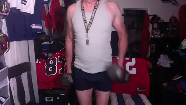 Snapshot of DILFJockDad87 chatting on March 16, 12:31 pm DILFJockDad87 online show from March 16, 12:31 pm