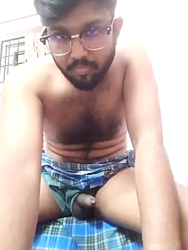 Snapshot of deliciousdik69 chatting on October 13, 2:06 pm deliciousdik69 online show from October 13, 2:06 pm