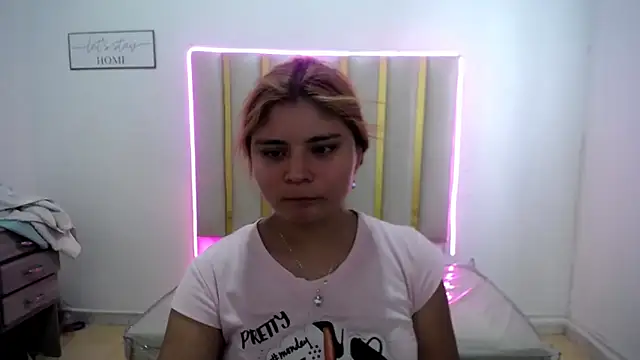 keilicita tonny 18 online show from September 27, 5:40 pm