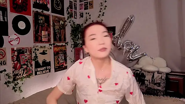 OdetteBiddy online show from February 28, 8:10 pm