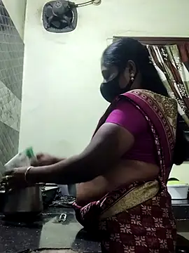 papukurty online show from October 6, 2:25 pm