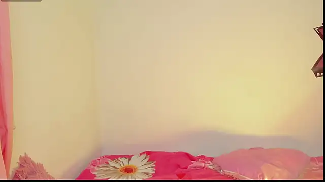 Alanaloiiss  online show from February 20, 5:59 am