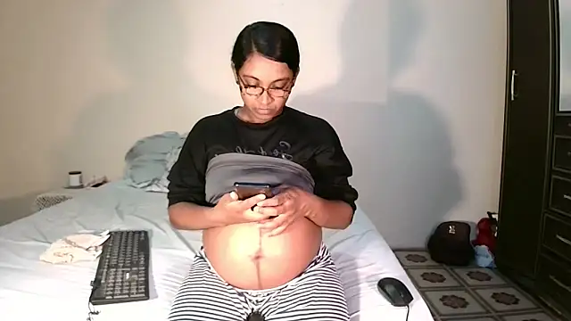 indiansweetflava online show from April 24, 11:56 am