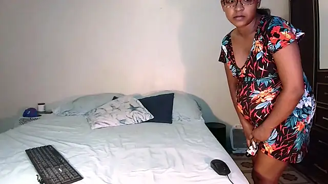 indiansweetflava online show from April 26, 11:52 am