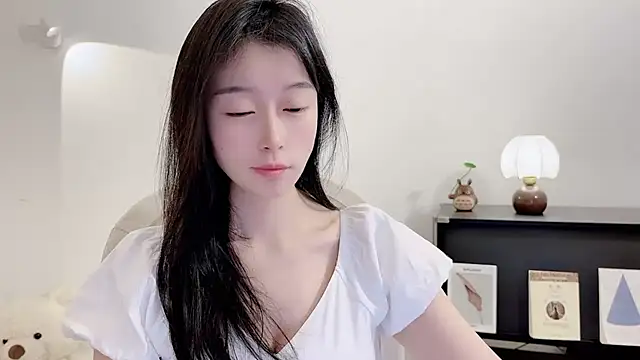 Onechestnut online show from November 20, 6:35 am