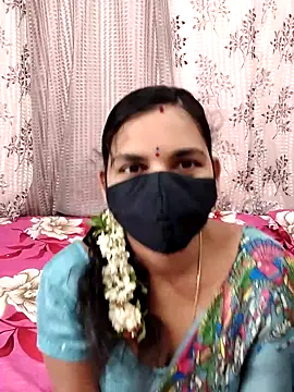 Lalitha-1995 online show from September 25, 6:39 am