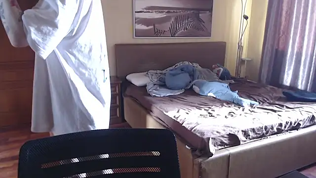 enchanting chloe online show from November 16, 8:53 am