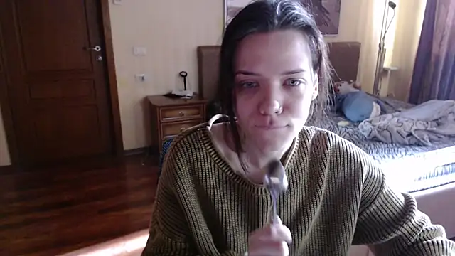 enchanting chloe online show from November 20, 8:47 am