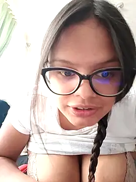 luluboobs9 online show from February 18, 4:03 pm