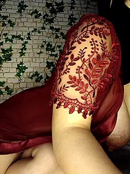 yaraa49 online show from April 8, 5:51 am