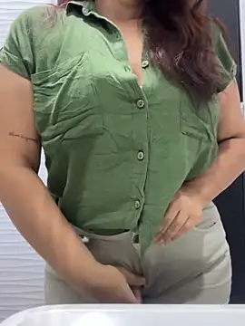 Snapshot of sweetdulcexxx chatting on June 22, 4:04 pm sweetdulcexxx online show from June 22, 4:04 pm