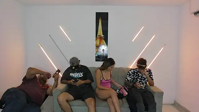 Snapshot of brutal_sex_room2k chatting on February 9, 12:58 am brutal sex room2k online show from February 9, 12:58 am