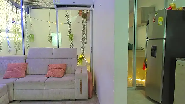 stangirls  online show from February 2, 9:13 pm