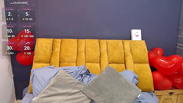 KendraaSimons online show from March 4, 7:53 pm