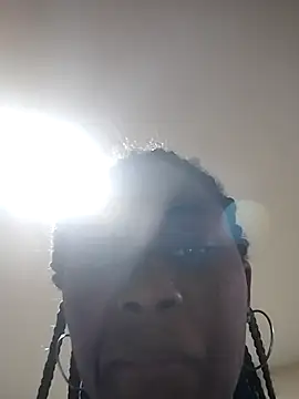 MONIQUE-LAMOUR online show from May 8, 10:37 pm