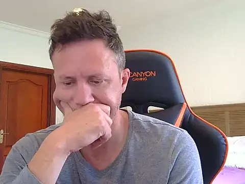 TroyDieselXXX online show from November 22, 5:39 am