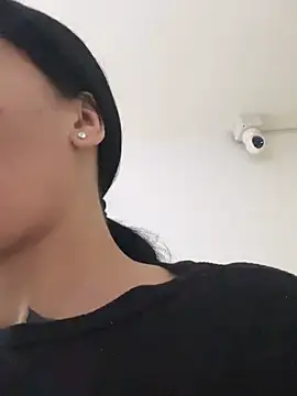 Scaarlettfox online show from April 17, 8:45 pm