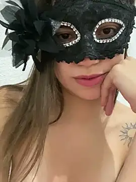 Snapshot of Margarethbaby chatting on October 30, 4:47 am Margarethbaby online show from October 30, 4:47 am