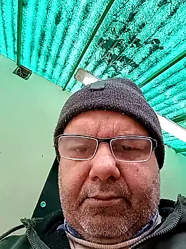 Snapshot of leseanumarinleseanum chatting on March 15, 9:04 am leseanumarinleseanum online show from March 15, 9:04 am