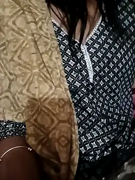 Snapshot of Kumarirakhi chatting on November 5, 12:43 am Kumarirakhi online show from November 5, 12:43 am