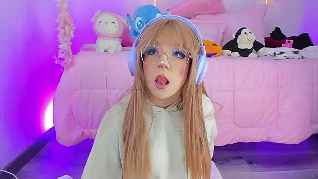 hannacutegod online show from February 17, 5:48 am