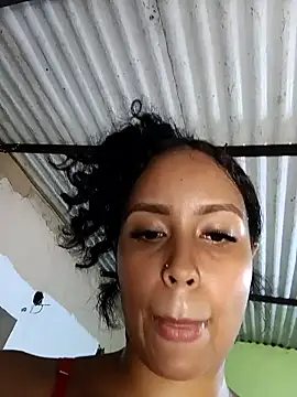 Fernanda30 online show from May 15, 11:45 pm