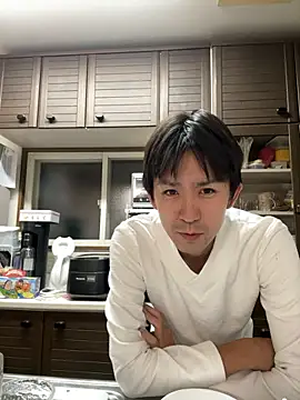 Snapshot of yuma0815 chatting on September 22, 1:46 pm yuma0815 online show from September 22, 1:46 pm