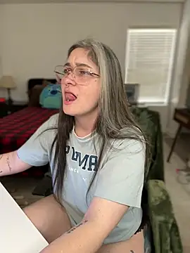 Snapshot of Alix_Valentine chatting on February 12, 8:04 pm Alix Valentine online show from February 12, 8:04 pm