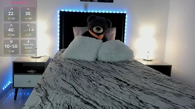 Snapshot of _alana_grey_ chatting on February 10, 1:43 am alana grey online show from February 10, 1:43 am