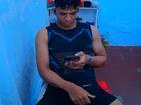 tonny1997duran online show from May 31, 5:59 am