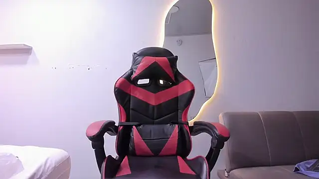 Snapshot of JackesTaylor chatting on February 5, 6:29 am JackesTaylor online show from February 5, 6:29 am