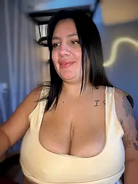 victoria amatista  online show from March 9, 6:01 pm