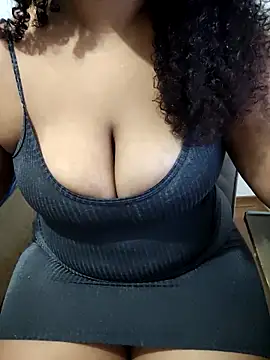 jadeamourim   online show from February 10, 12:26 am