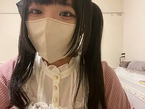 Snapshot of noel_8181_lcup chatting on July 27, 8:21 am noel 8181 lcup online show from July 27, 8:21 am