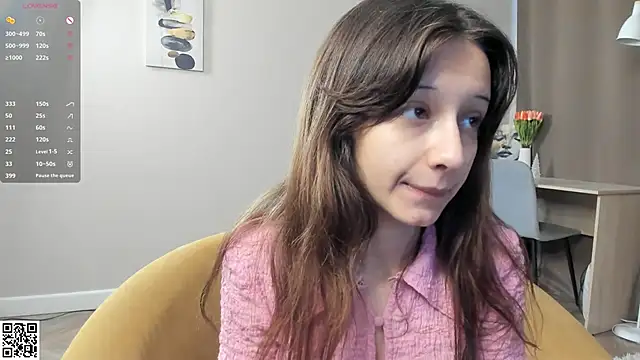 TaiteFairfield online show from January 17, 10:31 am