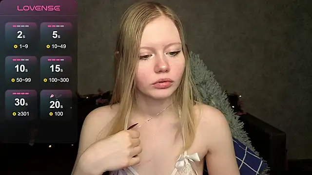 Snapshot of Wendy_228 chatting on March 5, 1:12 am Wendy 228 online show from March 5, 1:12 am